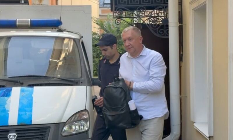 Экс-директор «Ярдормоста» останется в СИЗО по делу о взятках