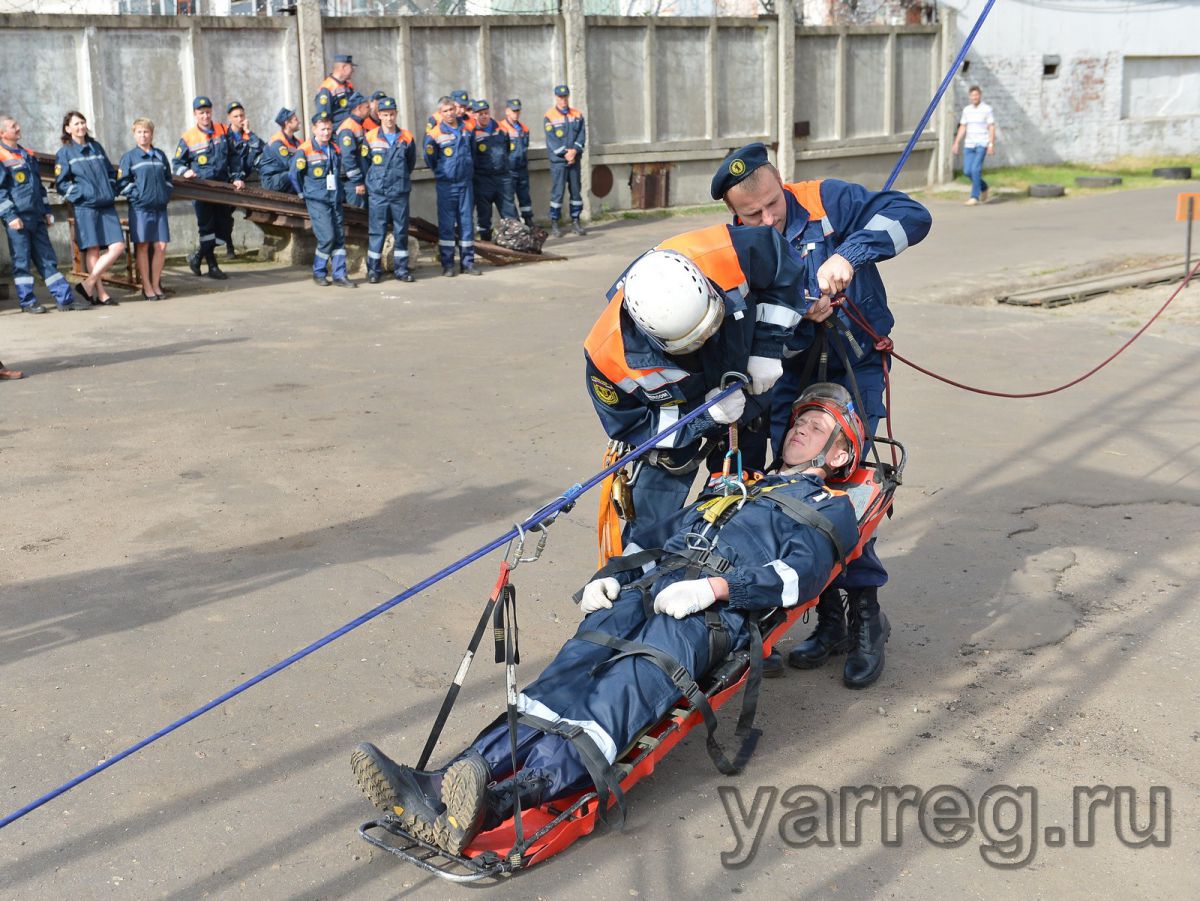 В Ярославле обвалилась штукатурка дома- Яррег - новости Ярославской области