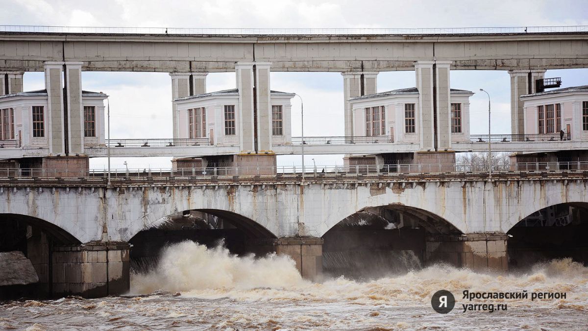 МЧС предупредило о возможных подтоплениях в Ярославской области из-за открытия плотины Угличской ГЭС