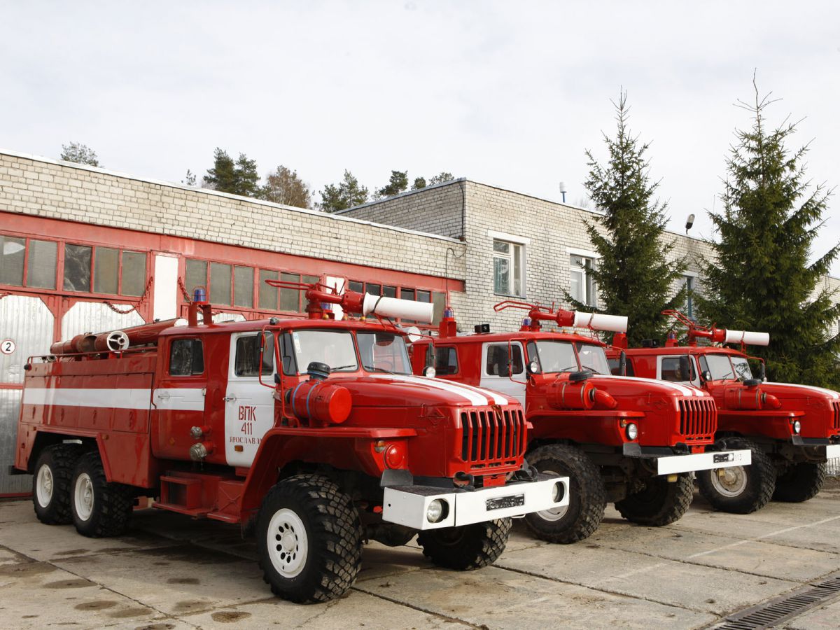 В Ростове состоялся смотр пожарной техники
