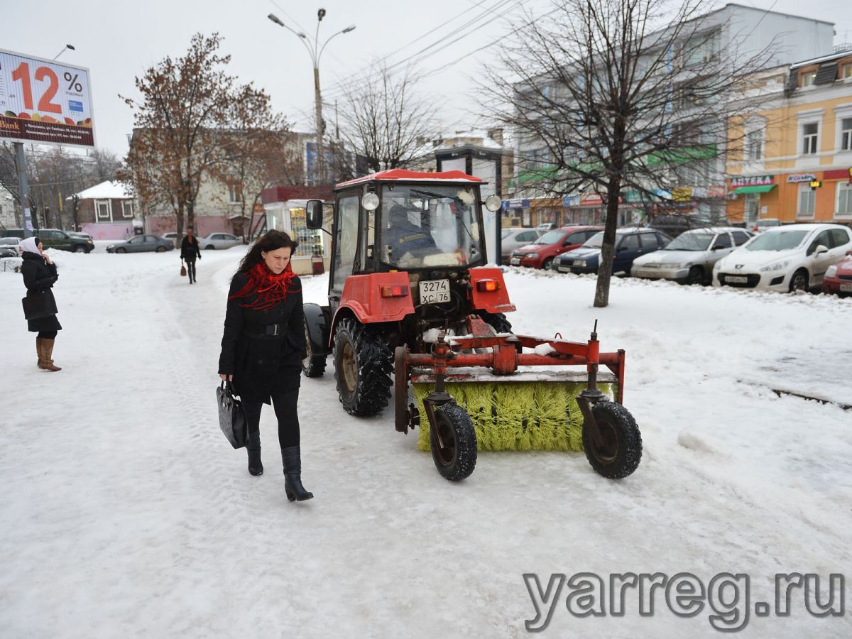 «Радострой» должен начать убирать снег в Ярославле с 1 января